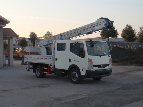 JDF5052JGKZN4型東風日產(chǎn)凱普斯達高空作業(yè)車圖片